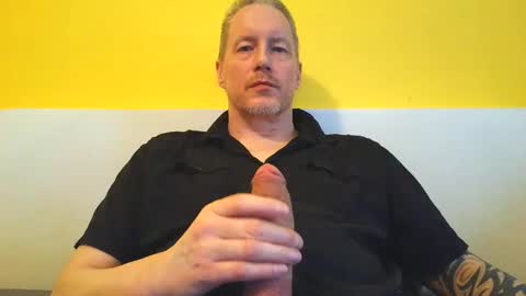 olavdelux online show from March 26, 2:22 pm