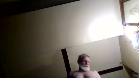 oldancer1959 online show from April 2, 6:43 am