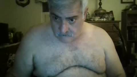 oldcockforyngladies online show from February 1, 10:15 am