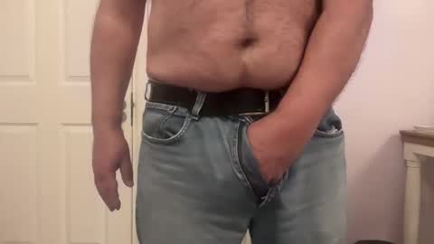 olderguy2cumforu online show from May 3, 9:54 pm