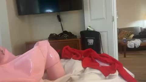 olderyeterotic online show from March 26, 10:26 pm