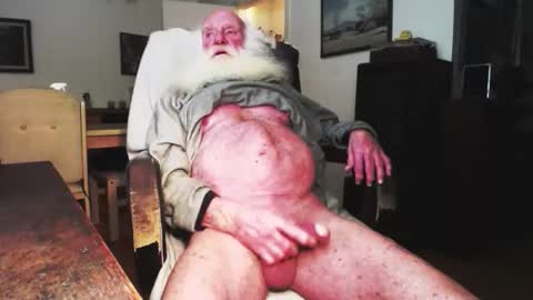 oldfucker9 online show from March 4, 2:52 am