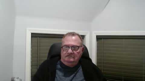 oldguybigd online show from April 21, 3:35 am