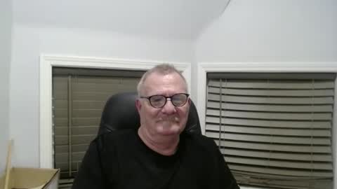 oldguybigd online show from October 13, 3:41 am
