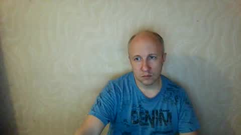 Snapshot of oleg365 chatting on March 9, 4:44 pm figaro online show from March 9, 4:44 pm