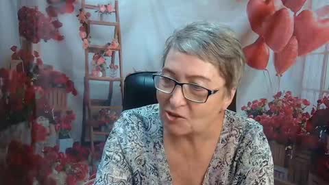 OlgaLuck online show from May 25, 5:13 am