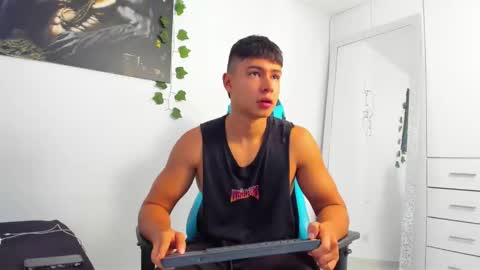 Oliver bray online show from March 11, 3:45 pm