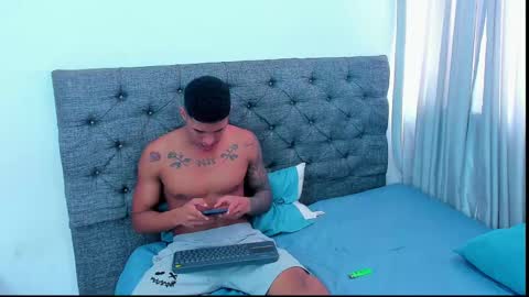 oliver_smith_2 online show from December 12, 5:59 pm