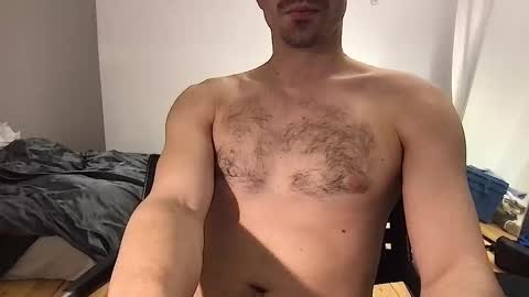 oliverbisbis1 online show from November 2, 2:22 am