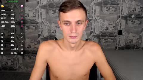 Snapshot of oliverfresh chatting on September 25, 9:16 am Oliver online show from September 25, 9:16 am