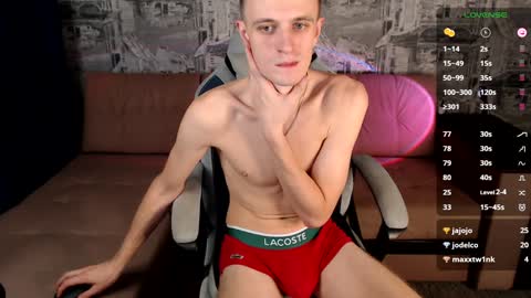 Snapshot of oliverfresh chatting on December 26, 12:16 pm Oliver online show from December 26, 12:16 pm