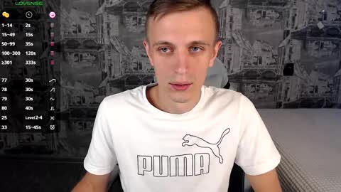 Snapshot of oliverfresh chatting on March 12, 8:08 am Oliver online show from March 12, 8:08 am