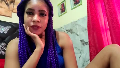 Snapshot of olivia119 chatting on February 26, 6:37 pm Olivia online show from February 26, 6:37 pm
