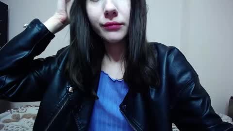 olivia_graceee online show from October 4, 10:02 am