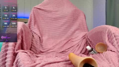 Olivia Hi guys Follow me  online show from May 27, 1:57 am