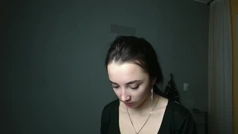Snapshot of olivia_oliv chatting on February 12, 6:19 pm Olivia online show from February 12, 6:19 pm