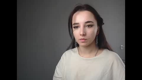 Snapshot of olivia_oliv chatting on March 4, 1:06 pm Olivia online show from March 4, 1:06 pm