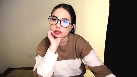 Olivia online show from January 9, 9:53 pm