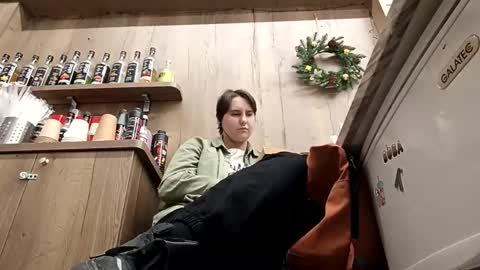 Olivia online show from February 1, 4:09 am