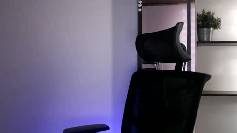 Snapshot of oliviaaa__ chatting on October 19, 8:24 pm oliviaaa__ online show from October 19, 8:24 pm