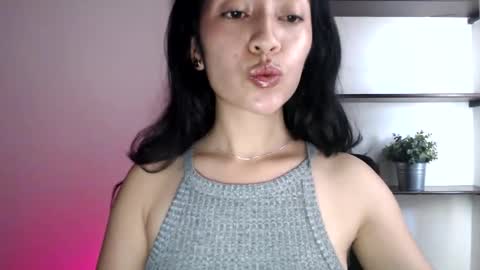 Snapshot of oliviaaa__ chatting on October 5, 9:44 pm oliviaaa__ online show from October 5, 9:44 pm