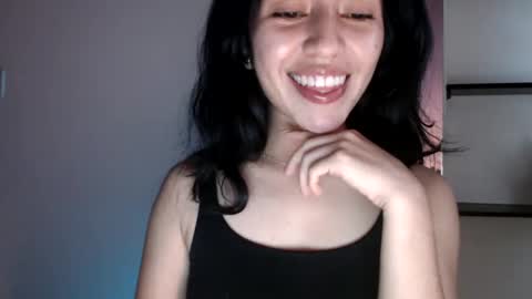 Snapshot of oliviaaa__ chatting on October 6, 10:16 pm oliviaaa__ online show from October 6, 10:16 pm