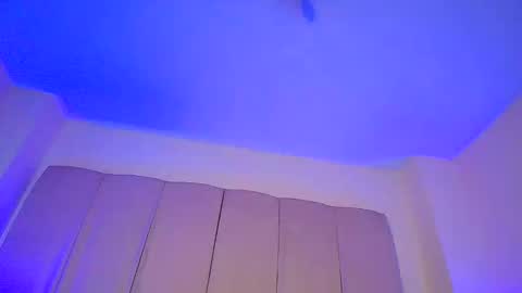 My name is olivia but can you call me Oli online show from March 23, 9:42 pm