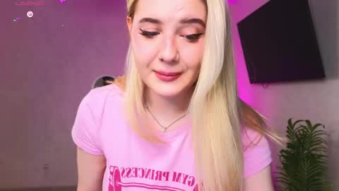 Olivia online show from May 15, 2:31 am