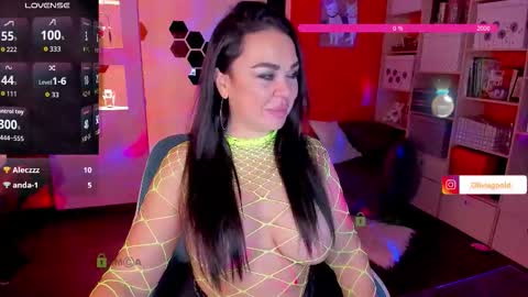 Snapshot of oliviagoold chatting on September 23, 8:15 pm Oliviagoold online show from September 23, 8:15 pm