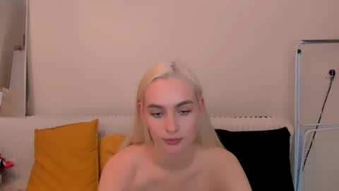 oliviaBeauty online show from October 23, 8:53 pm