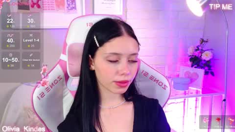Snapshot of oliviakindes chatting on September 17, 5:38 pm Olivia online show from September 17, 5:38 pm