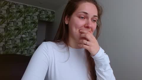 Olivia online show from March 25, 7:37 am