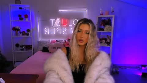 Olivia online show from January 18, 10:39 am