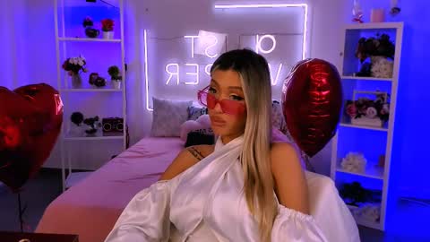 Olivia online show from February 14, 11:31 am