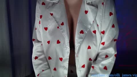 ollie_jamess online show from February 15, 8:33 pm