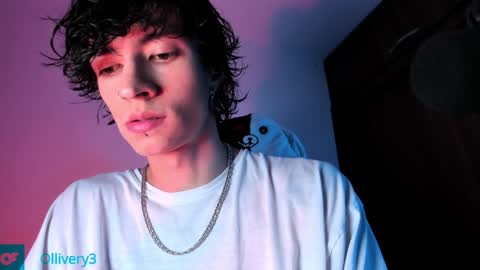     online show from February 6, 3:59 am