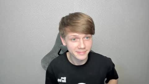 Oliver and Mira online show from February 7, 6:22 pm