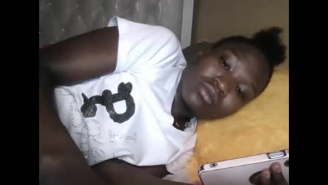 olwami4 online show from March 5, 7:01 pm