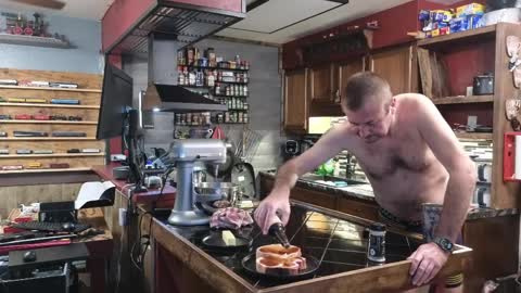 Norm online show from April 7, 9:28 pm