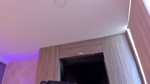 Snapshot of omstudio1994 chatting on January 16, 6:37 pm Martina Ricci online show from January 16, 6:37 pm
