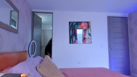 Snapshot of omstudio1994 chatting on January 7, 8:52 pm Martina Ricci online show from January 7, 8:52 pm