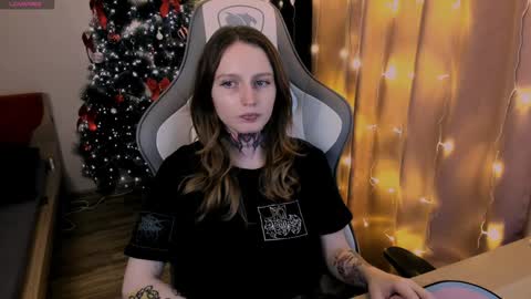 on_yxxx online show from January 29, 2:42 pm