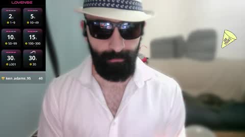 ona nisme online show from December 18, 5:25 am