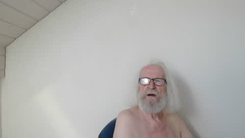 Somewhere over the rainbow online show from July 8, 6:50 am