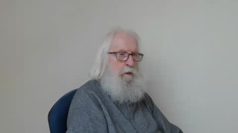 Somewhere over the rainbow online show from February 21, 1:58 pm