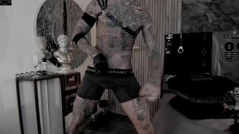     ... online show from November 3, 4:13 am