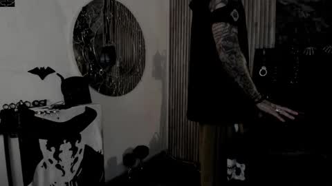     ... online show from December 20, 4:30 am