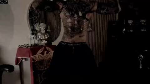     ... online show from October 31, 9:04 pm