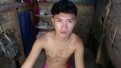 Snapshot of onebigloadxxx chatting on September 12, 7:21 am Wyn Will serve you and be your slave online show from September 12, 7:21 am