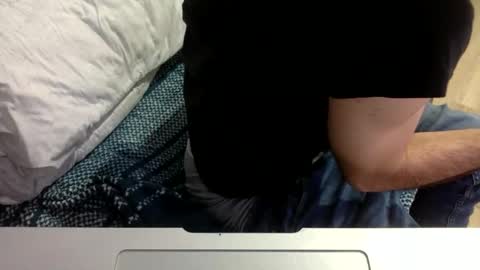 onehitwonder21 online show from February 22, 1:31 am